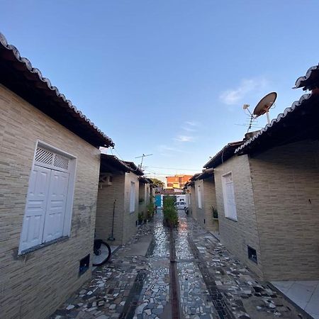 הוילה אראקג'ו Casa 5 Mobiliada Em Residencial מראה חיצוני תמונה